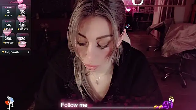 AnnieGOld_ – Naživo XXX chat