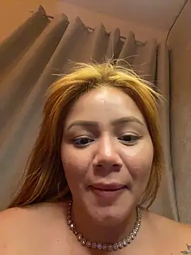 XXX chat uživo modela Isisbennett