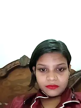 Show modela Komal0099 na web-kameri