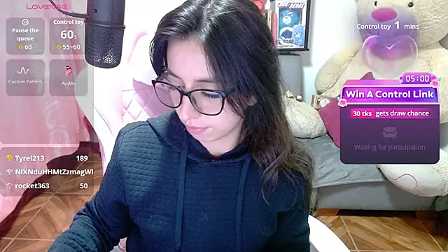 Chat +18 de Maggie_Fox3 ao vivo