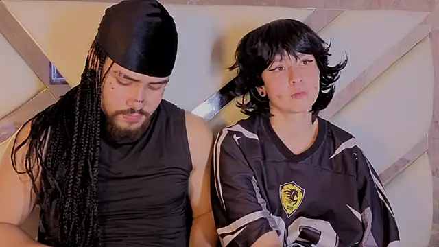 Chat XXX en directo de Benny_and_Mark