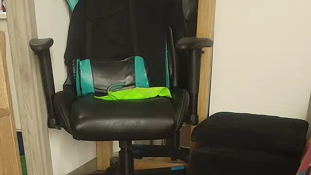 แชท XXX สดของ brunettedirty