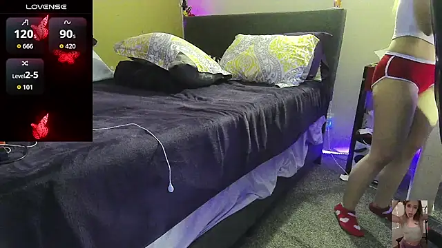 Blondiewithanass Live XXX-Chat