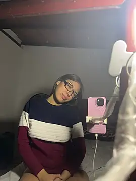 Kitty20205 webcam show