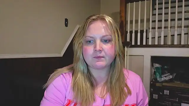 Chat +18 de PhatAssBlond ao vivo