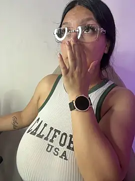 Miia__Taylor 即時 XXX 聊天