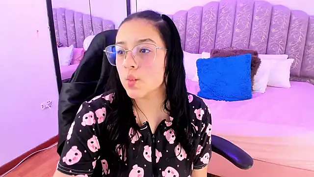 Amy_Ferreira Chat XXX in diretta