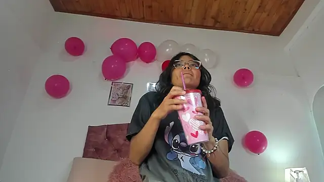 luna_velveth – Live XXX-chat