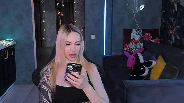 Blckmirrorr 即時 XXX 聊天