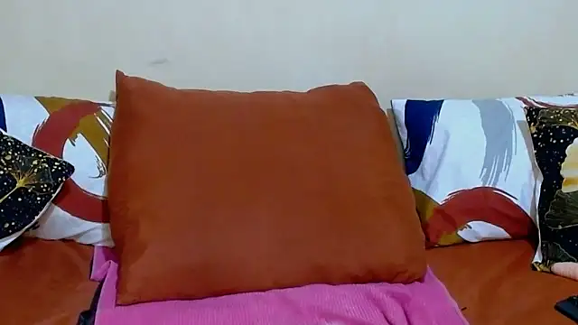 DiamondLuv29's Webcam Show