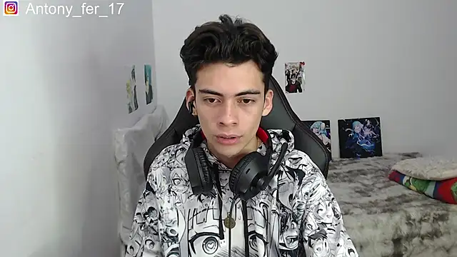 Chat XXX en directo de Rimuru17