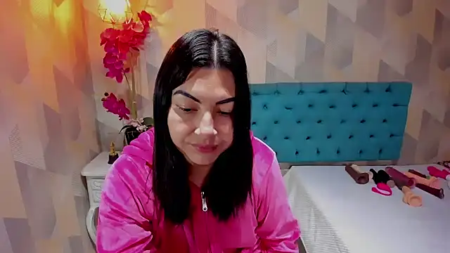 AdaFawxx Adlı Modelin Canlı XXX Sohbeti