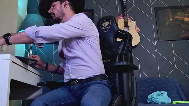 ChrisKox élő XXX-chatje