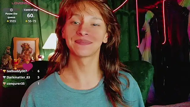 Summer_XO élő XXX-chatje