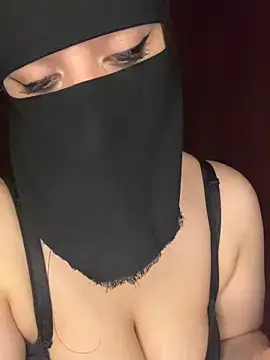 XXX chat uživo modela RooVaaN-Xx