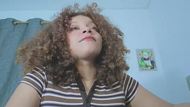 XXX chat uživo modela Ada_gales_