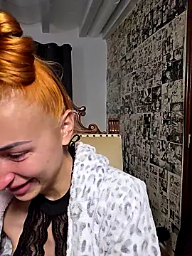 kylie_blck Adlı Modelin Canlı XXX Sohbeti