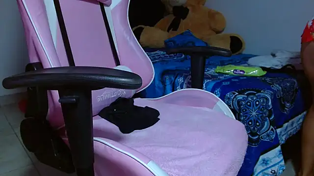 XXX chat uživo modela Miss_cand7