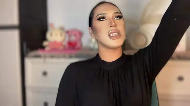 Ts_glamxx লাইভ XXX চ্যাট