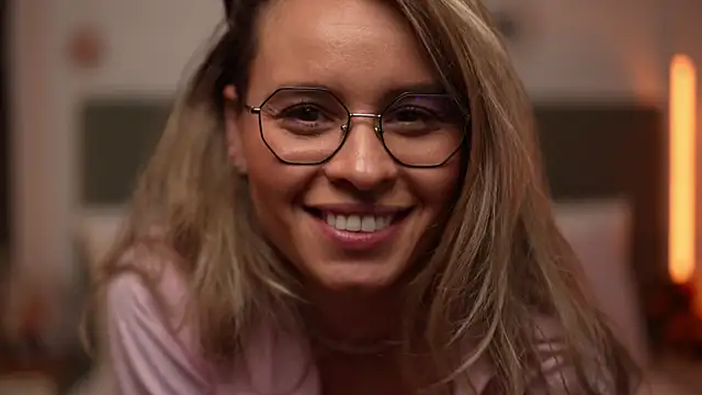 BrandyWhite Webcam show