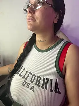 دردشة Miia__Taylor الجنسية المباشرة