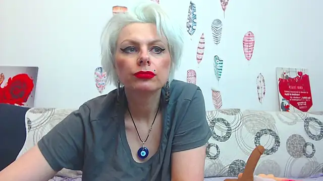 Playful_Goldie_WOW__ Chat XXX live