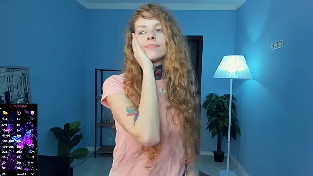 Chatroom XXX en direct de RayaNenlia