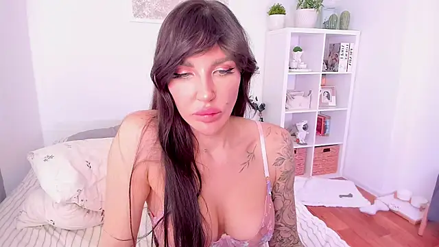 Sasha_Miro Adlı Modelin Canlı XXX Sohbeti