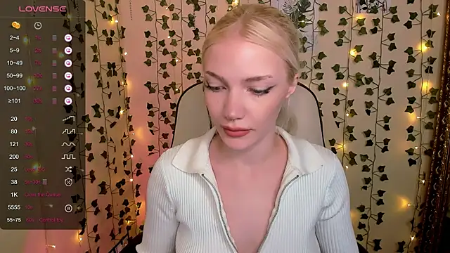 AnyaTaylor_ Live XXX-chat