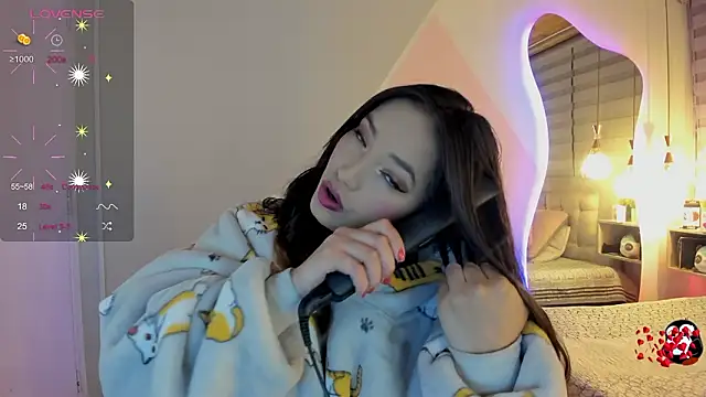 cristal__hot_1 Adlı Modelin Canlı XXX Sohbeti