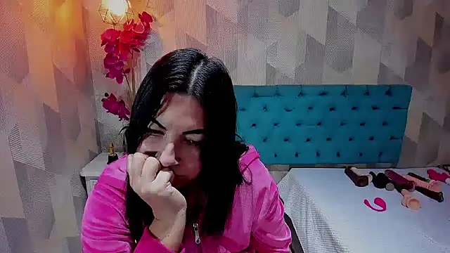 AdaFawxx: онлайн-секс-чат