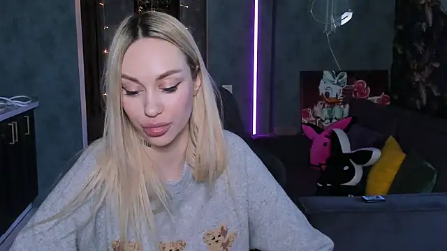 BlckmirrorrのライブXXXチャット