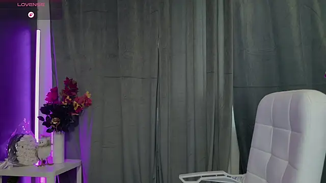 Issa_Jo – Naživo XXX chat