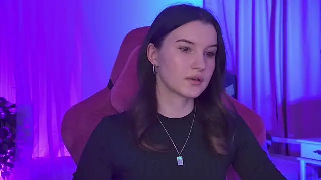 Chat +18 de AgataWillis ao vivo