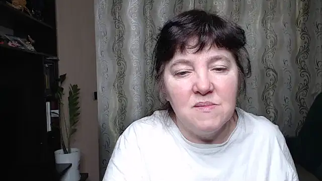 Chat +18 de Illusionq ao vivo