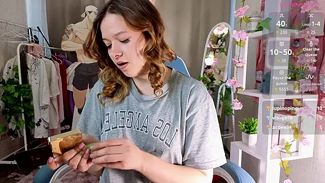 SwettySinn Live XXX chat