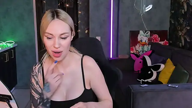 Blckmirrorr Chat XXX live