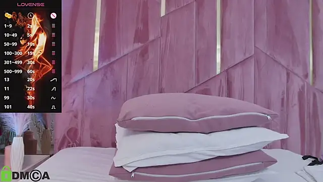 Chat +18 de SelenaDaze ao vivo