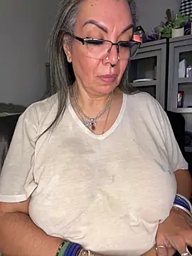 dieseldame1313: онлайн-секс-чат