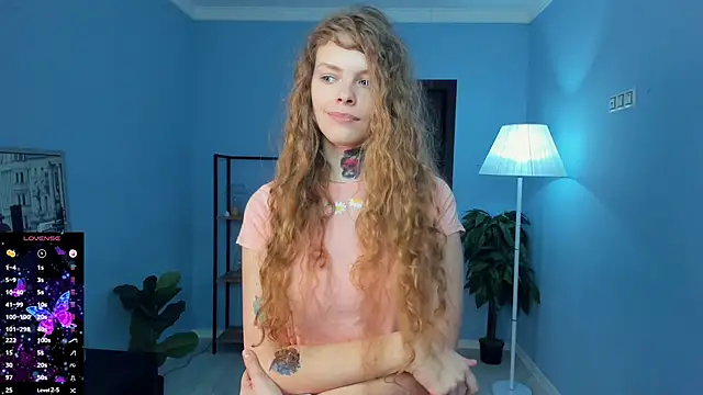 RayaNenliaのライブXXXチャット