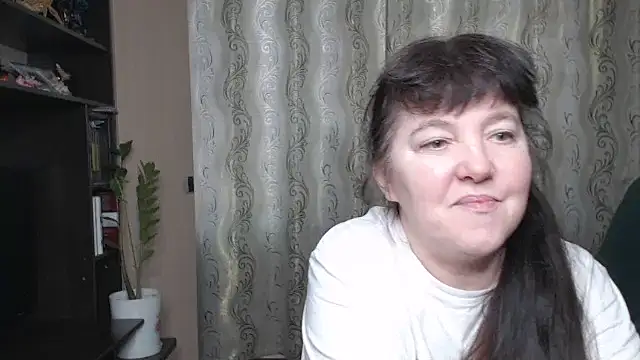 แชท XXX สดของ Illusionq