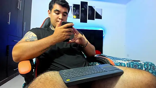 thiago__cp01's Webcam Show