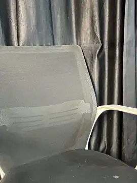 Show Webcam de Diya_Chopra