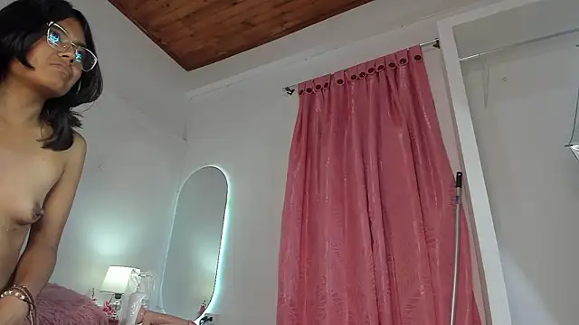 luna_velveth: онлайн-секс-чат