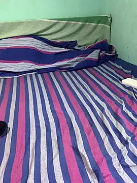 Shaky1998sl Chat XXX in diretta