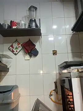 Chatroom XXX en direct de Sophia_Weest99