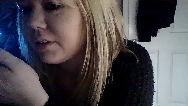 XXX chat uživo modela SilverSeductress