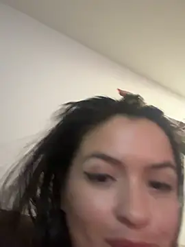 XXX chat uživo modela Little__Danni1