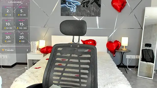 XXX chat uživo modela miss__evelyne