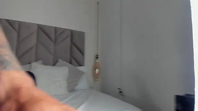 LoganGreys Chat XXX in diretta